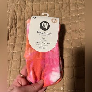 Move Active Pilates Grip Socks